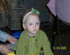 kim_in_green.jpg (43870 bytes)